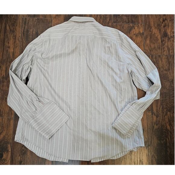 Banana Republic Button up Non Iron Classic Fit Shirt Size XXL Gray Red - Picture 3 of 4